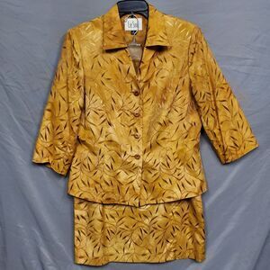 LeSuit Blazer & Skirt Suit Gold 3/4 Sleeve Brocade Christmas Party Size 12